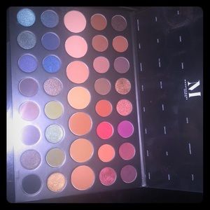 COPY - Morphe 39A Dare To Create palette